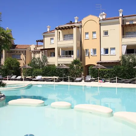 Mediterranee Family شقة *